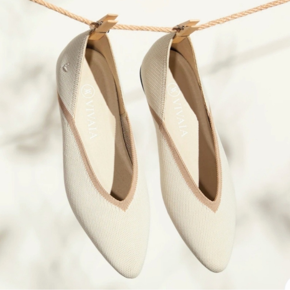 New- Vivaia Vienna 2.0 Pointed-Toe V-Cut Flats - Ivory Beige Women's Sz 6